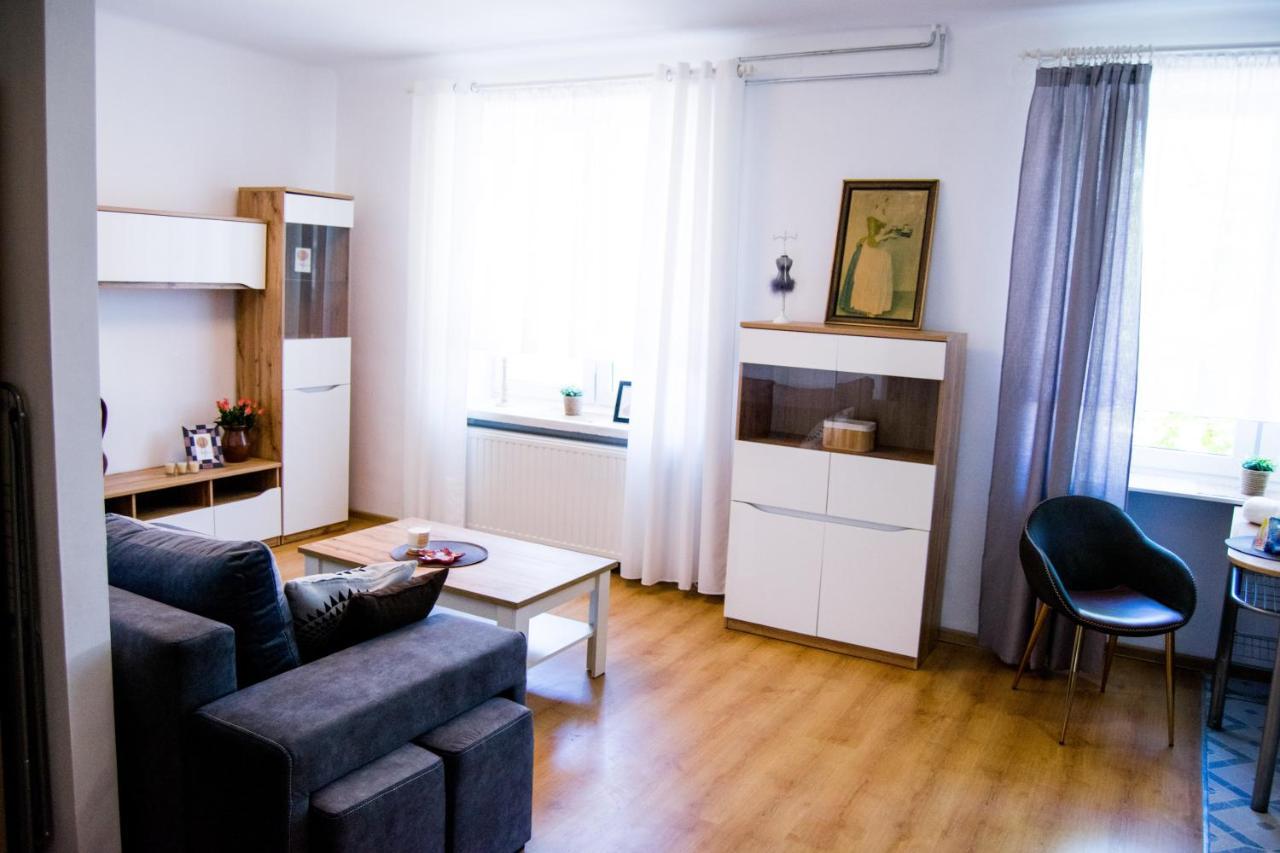 Апартаменты Color 24 Apartament V Сталёва-Воля Экстерьер фото